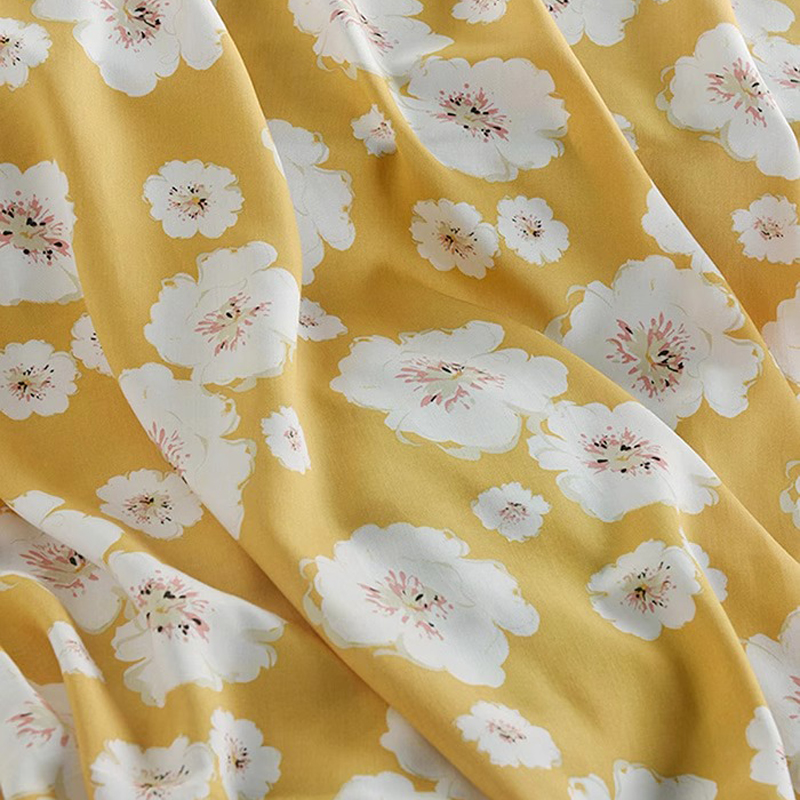 Soft Summer Yellow Clothing - Tela de rayón con estampado Floral